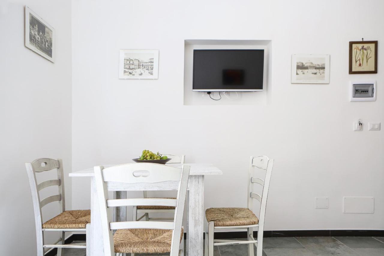 נאפולי Gelso Apartments And Studio By Wonderful Italy מראה חיצוני תמונה